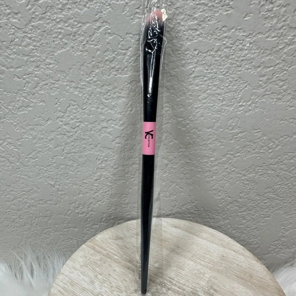 $6‎ 🌙 YC Collection Makeup Brush Blending 🆕